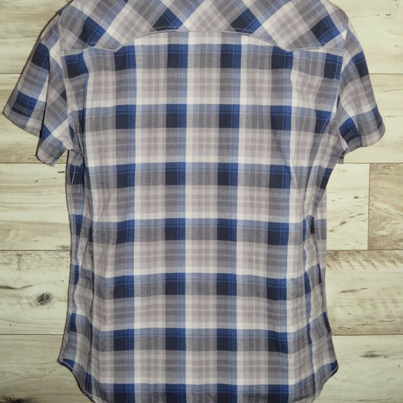 Urban Pipeline* Men's Short Sleeve Snap Button Down Curved Hem Plaid Shirt~Large - Picture 7 of 12